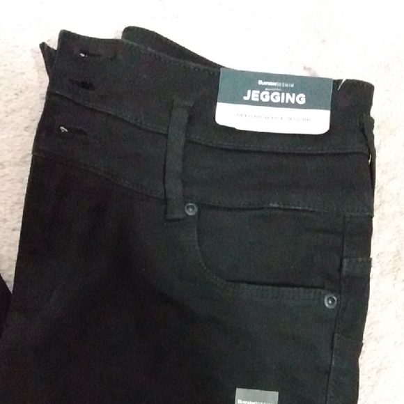 Black Super High Rise Jeggings Size 6 - Picture 4 of 10